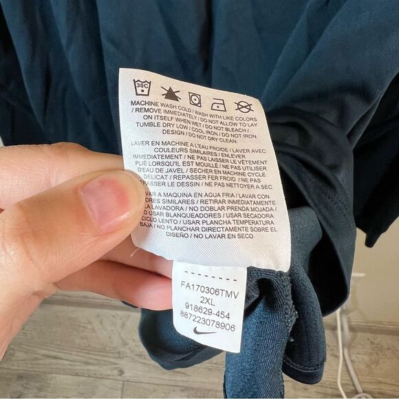 ✨ Nike Golf Men’s Blue Quarter Zip XXL - Picture 8 of 11